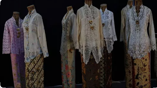 Kebaya: Busana Budaya Gabungan dari Lima Negara ASEAN